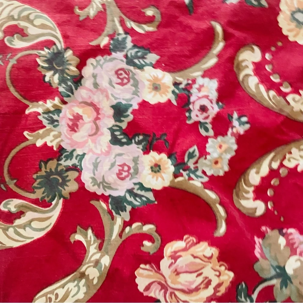Ralph Lauren Vintage Marseilles 2 piece Red Ruffle Floral King Size Pillow cases